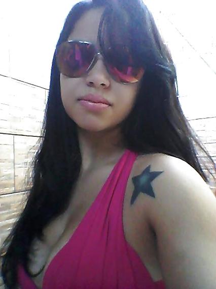 23P Sexy latina