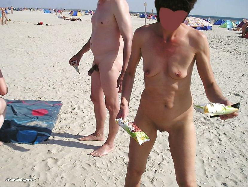 20P Small empty saggy breasts 5