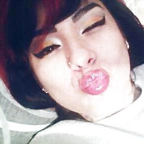 25P Lusty latina's