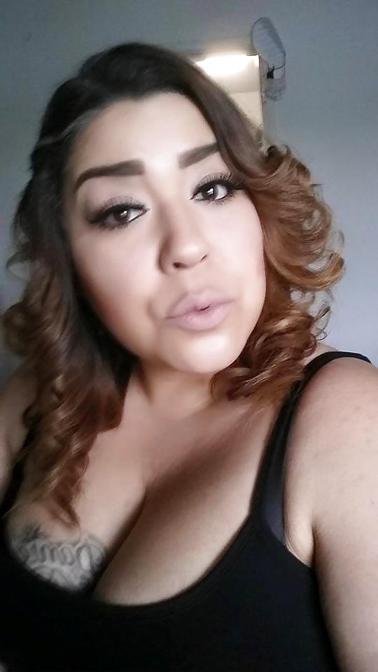 25P Lusty latina's