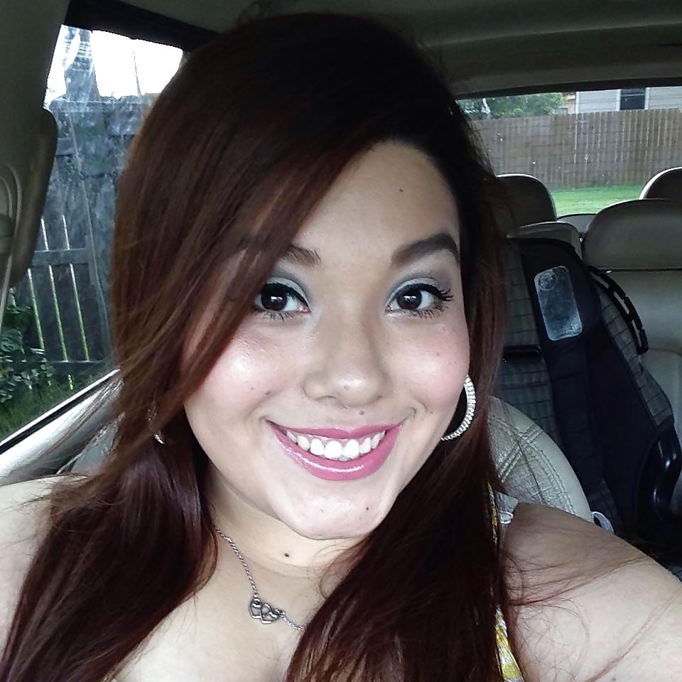 25P Lusty latina's