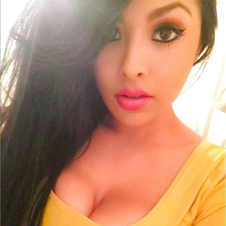 25P Latina milf perfection