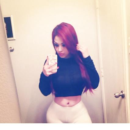 25P Latina milf perfection