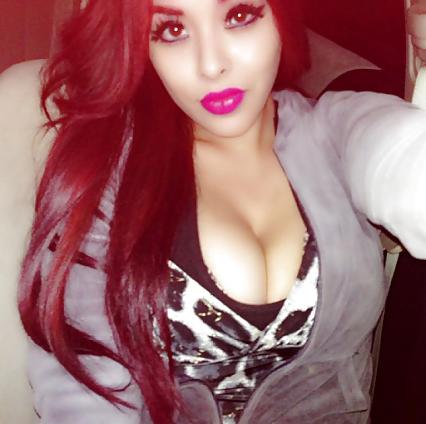 25P Latina milf perfection