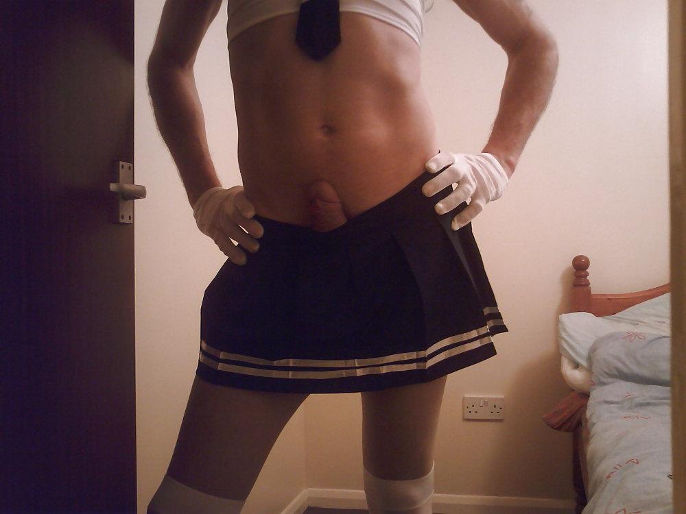 11P Hello sailor