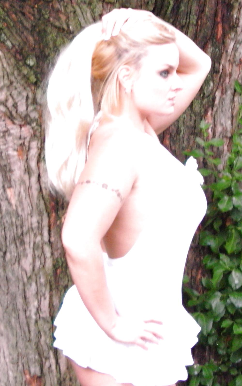 25P Sexy Nikki - More