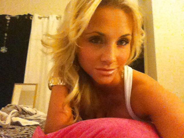 25P Ashley B (girl we went to school with, see description)