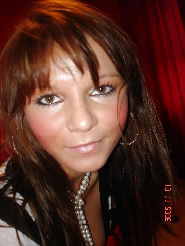 25P Young Hot Girl