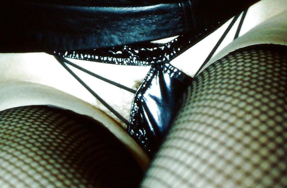 20P KEY - Wet Look-Leather-Latex 02