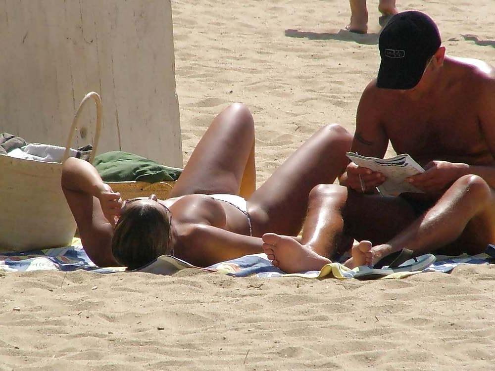 25P Nudist beach Fun