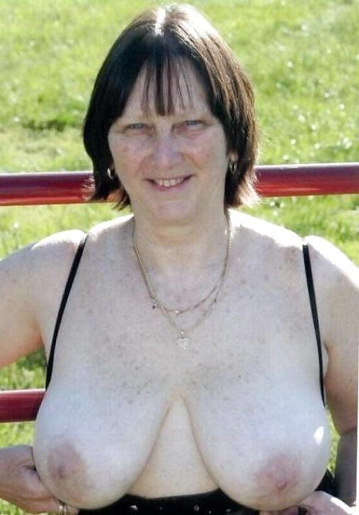 17P Saggy tits 100.