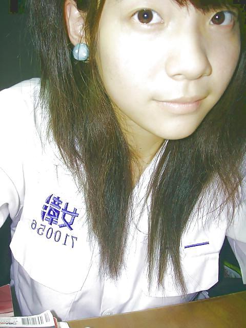 13P Thry are school girls