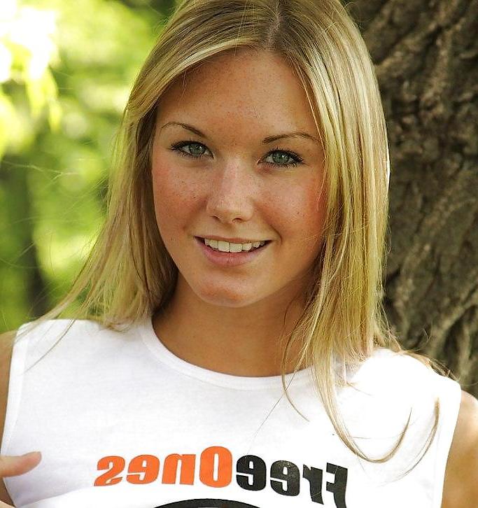 20P Sexy Coed Jewel in Her White Panties