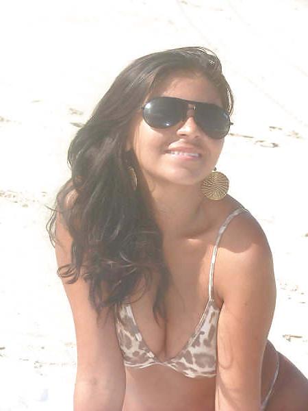 25P Private album of a married latina