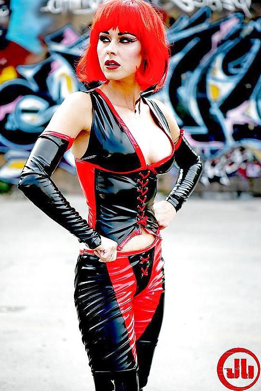 10P My Latex Collection03