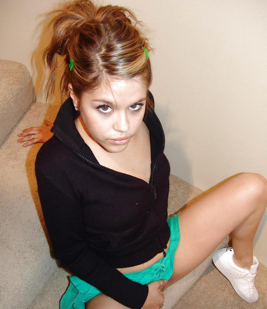 25P Horny Topanga - On the stairs