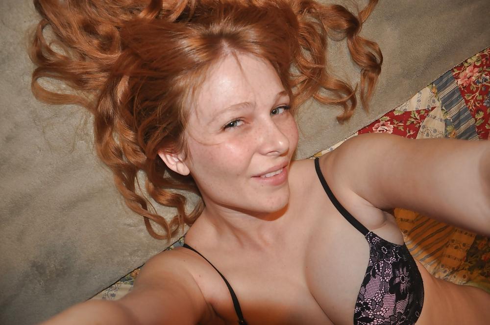 25P Random Redhead Webcam Sluts
