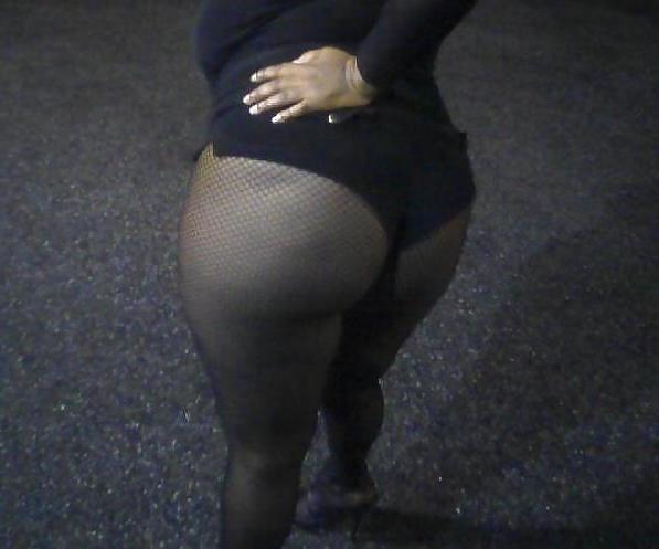 4P Black bbw at the club