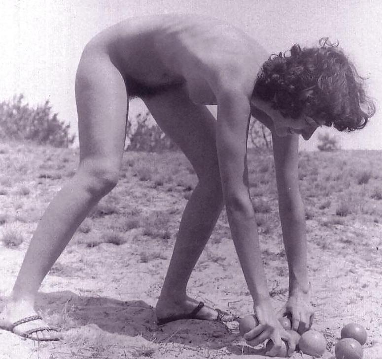 25P Vintage Hairy Cunts 1