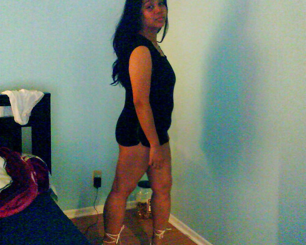 11P Latina & Filipina
