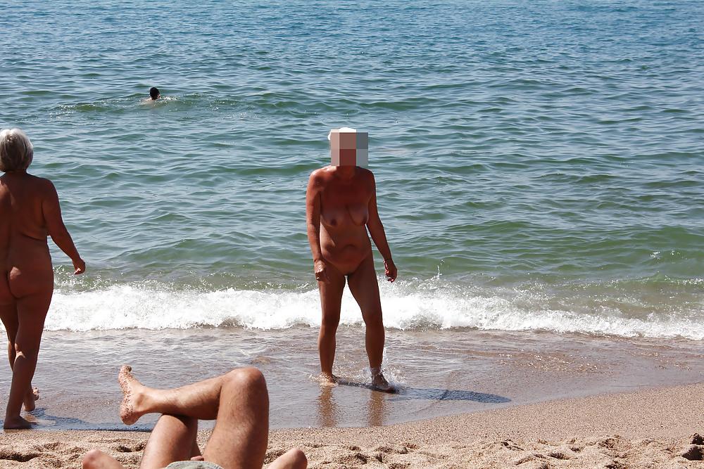 8P Nudist