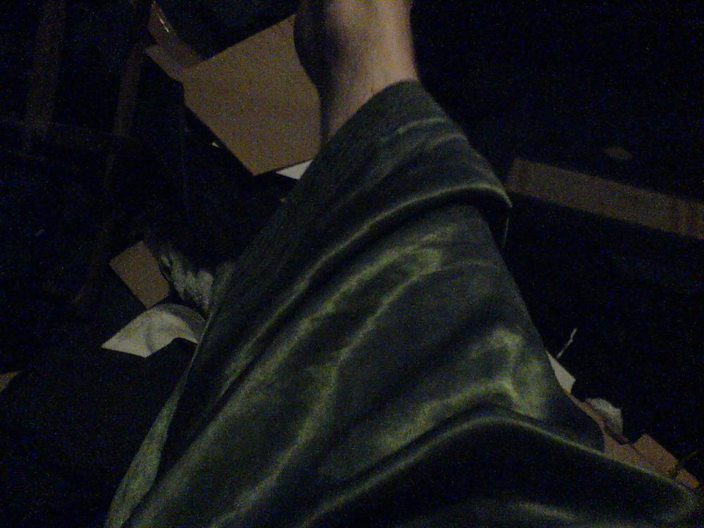 6P Me cumming on satin salwar bottoms 