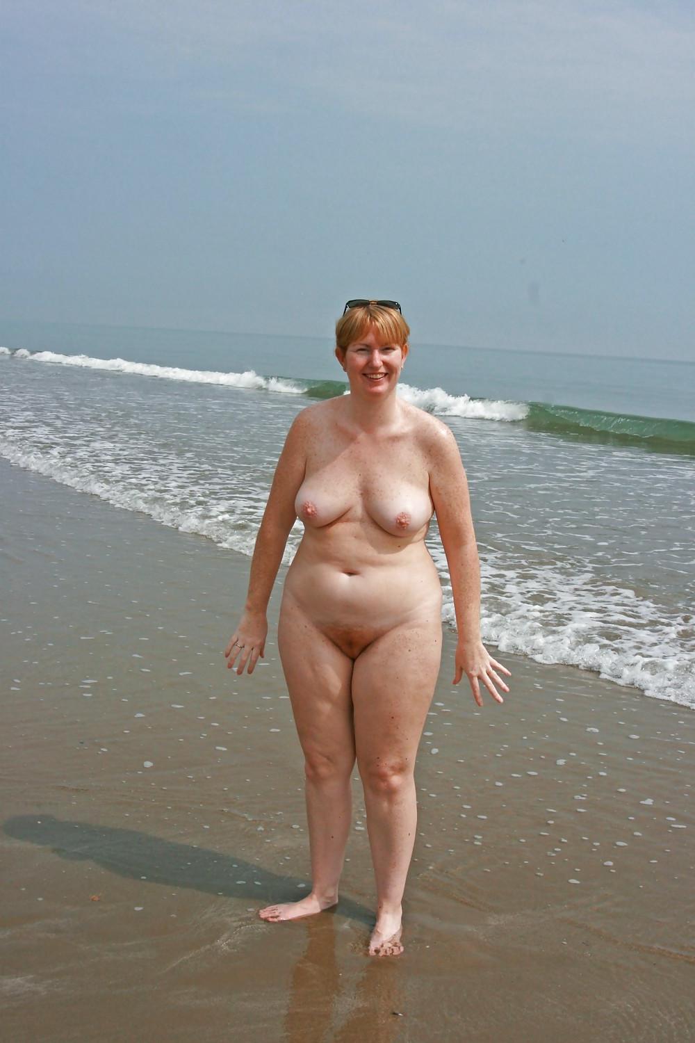 25P Hairy Moms And Grandmas 03