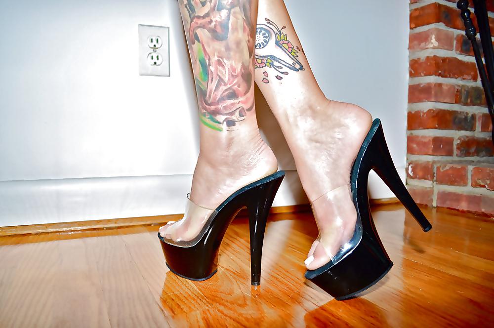 25P Nylon und Heels III