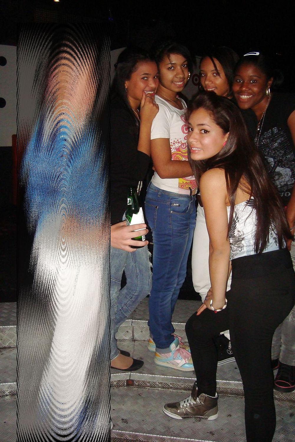 17P Latinas bonitas