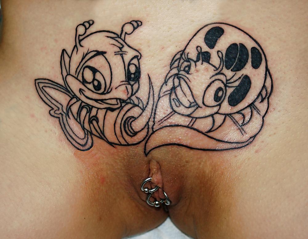 25P Bulgarian Tattooed Pussys