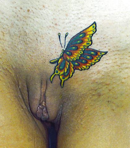 25P Bulgarian Tattooed Pussys