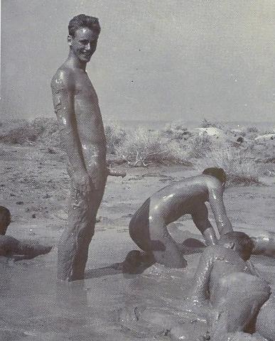 25P Nudist Beach - Vintage