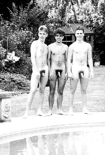 25P Nudist Beach - Vintage