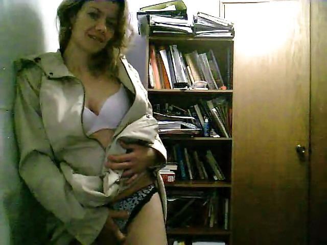 25P Slutty me puta