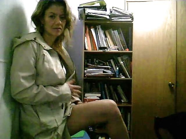 25P Slutty me puta
