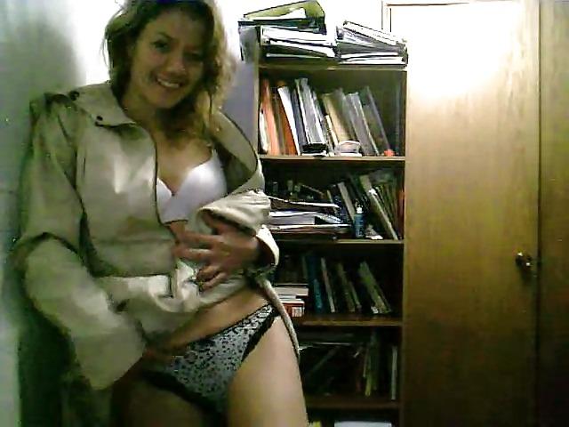 25P Slutty me puta