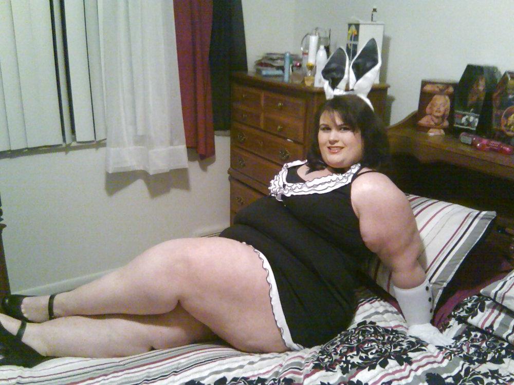 16P Playboy Bunny Tease