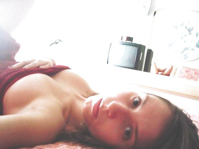 25P Sweet Amateur Girl