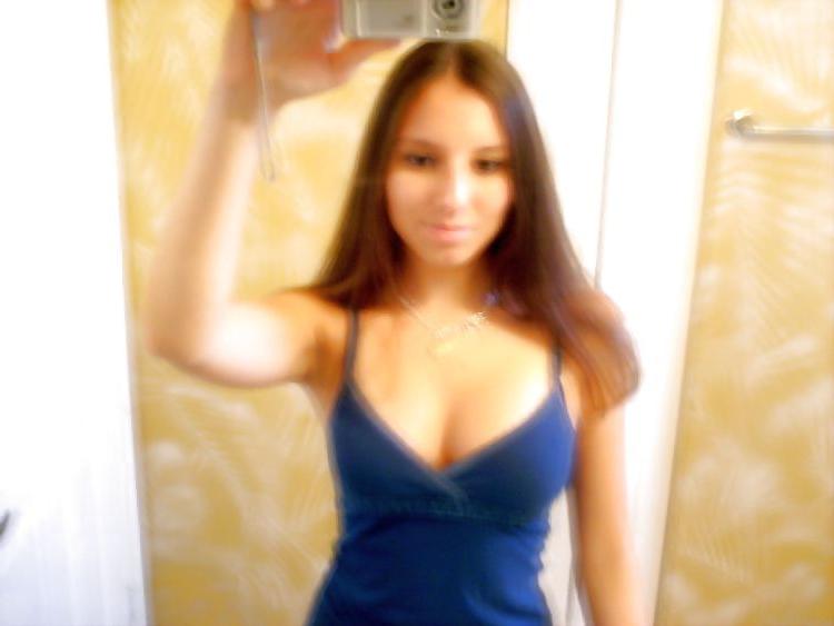 25P Sweet Amateur Girl
