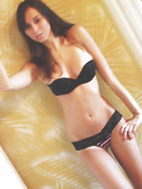 25P Sweet Amateur Girl