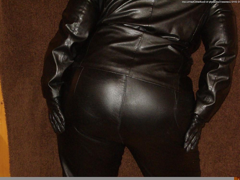 16P Some BDSM-pictures
