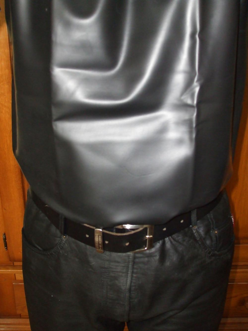 6P Leather and latex