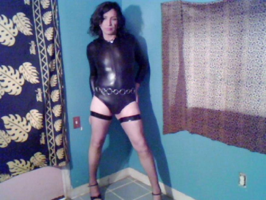 15P Black latex bodysuit