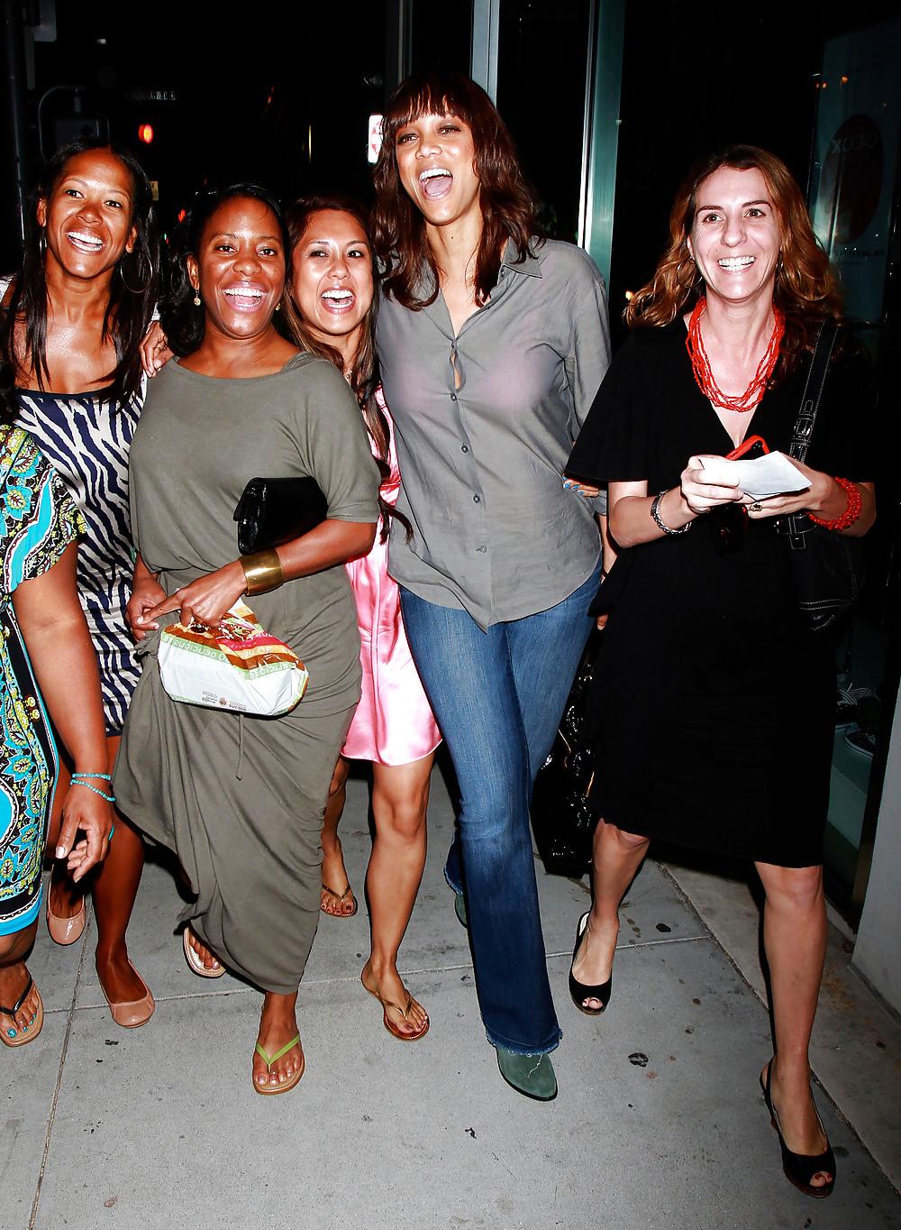 23P Tyra Banks attends her high school reunion Cheesecake Fac
