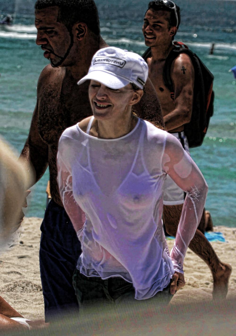 25P Photoshop fun  ( Wet t-shirt )