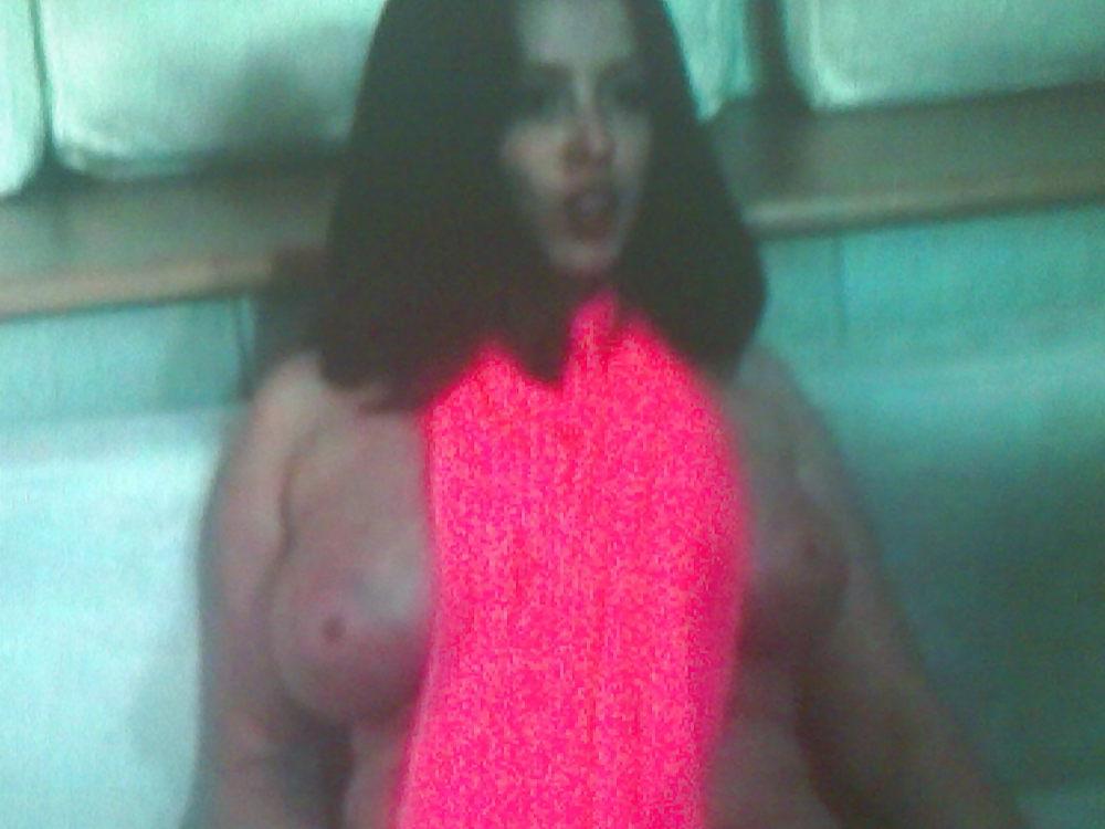 25P Webcam babes