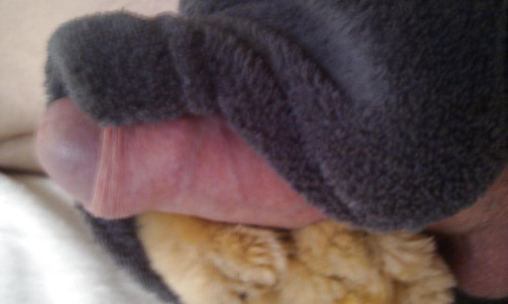 10P Furry handjob