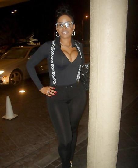 25P Vestidas e muito gostosas - Dressed and very hot
