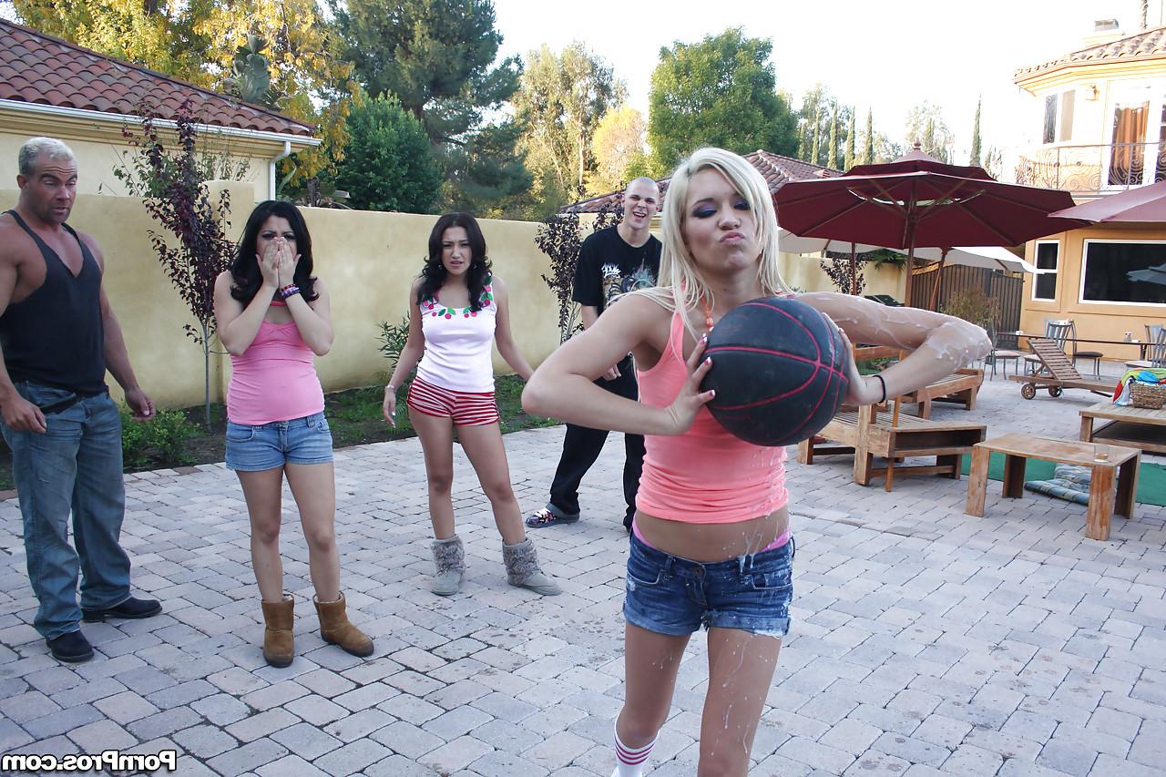 12P Tint titted Kacey Jordan baring hot ass on the patio & eating cum in hot 4some