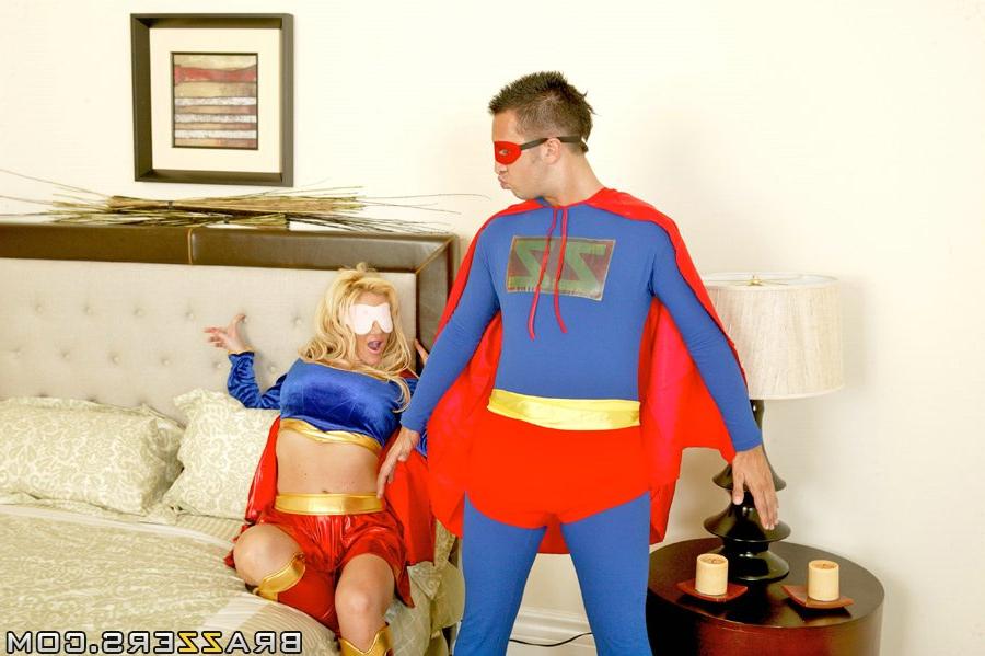 16P Blindfolded blonde Jennifer Adams fucks in a superhero costume